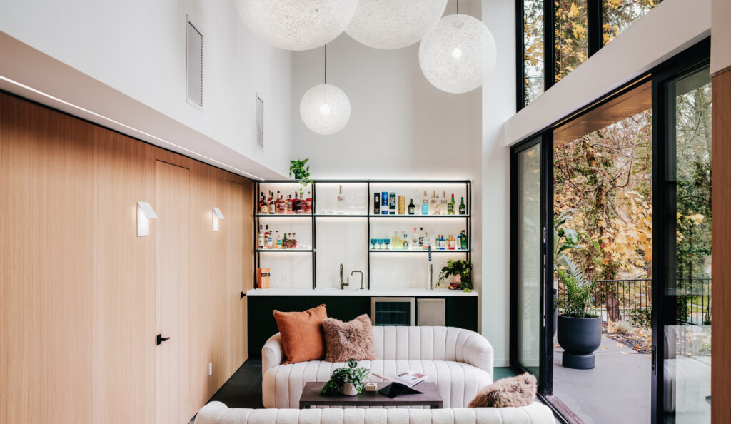 Rockwood Recreation living room